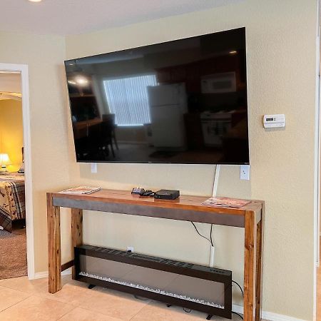 Lake Front 2Br Walk-In With Large Deck - Free Tickets Included - 79-1 Branson Exteriér fotografie
