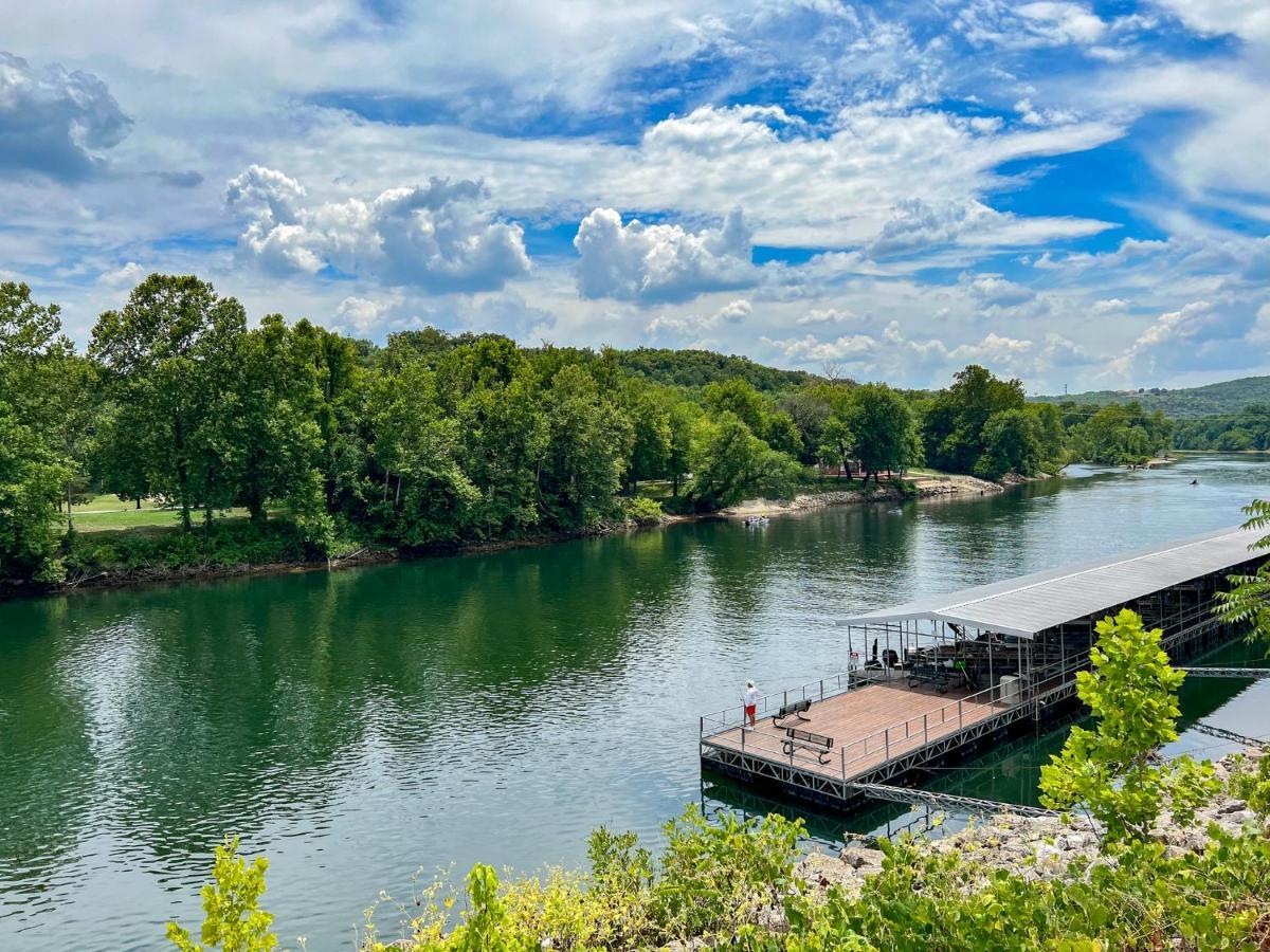 Lake Front 2Br Walk-In With Large Deck - Free Tickets Included - 79-1 Branson Exteriér fotografie