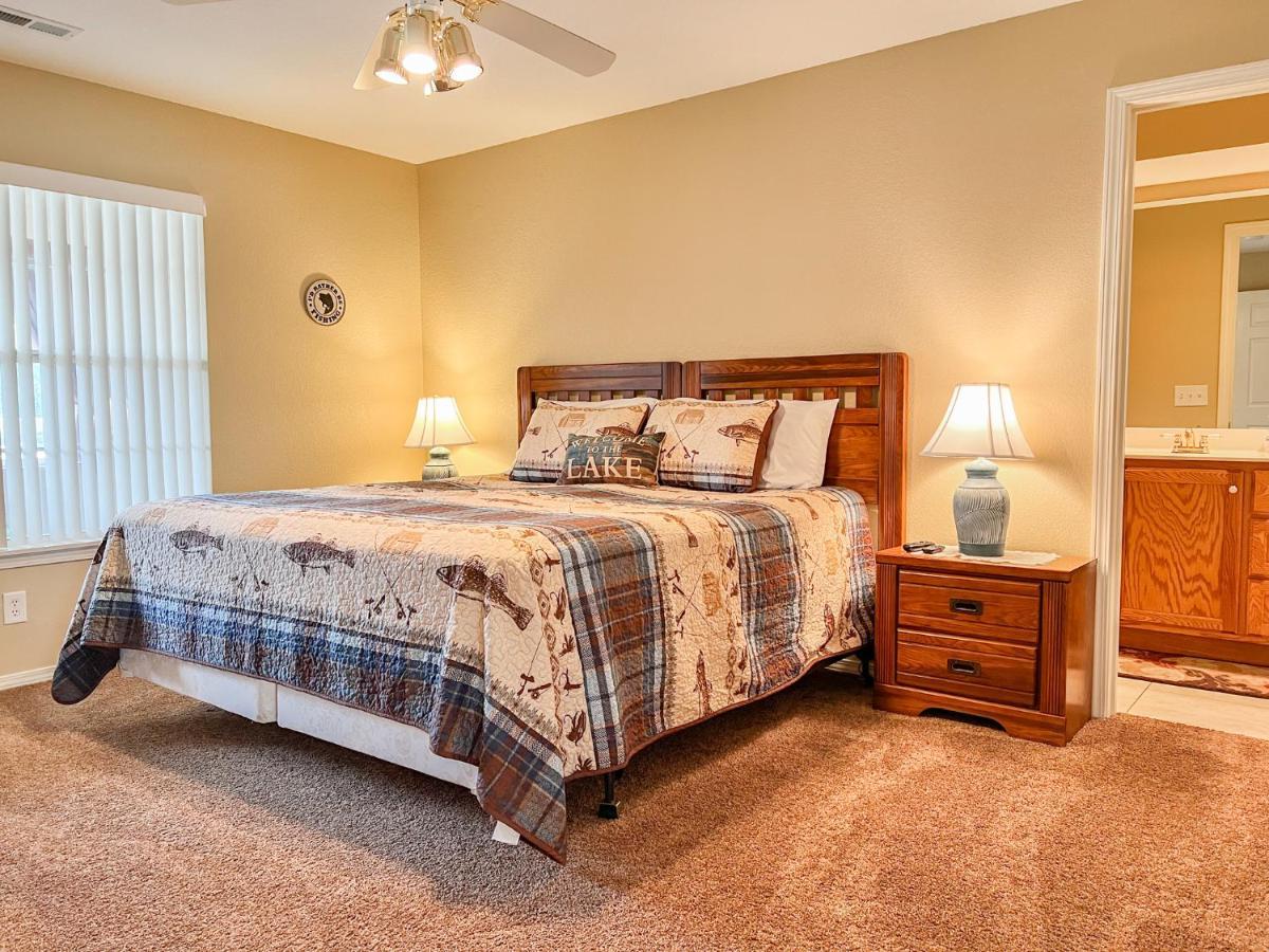 Lake Front 2Br Walk-In With Large Deck - Free Tickets Included - 79-1 Branson Exteriér fotografie